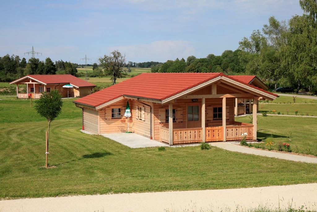 Alpenchalets Hotel Lambach Seeon-Seebruck Habitación foto